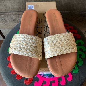 ANDRE ASSOUS Nahala Sandals